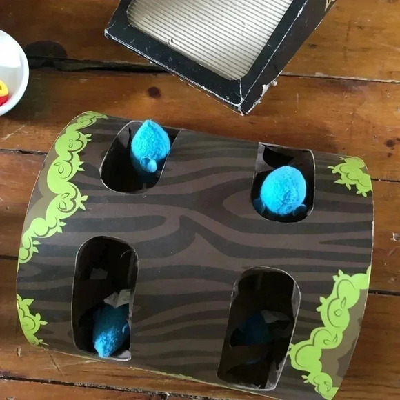 HOST PICK! Bundle of Cat Toys - Picture 8 of 9